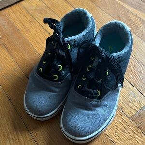 Heely’s skate shoes - size 1